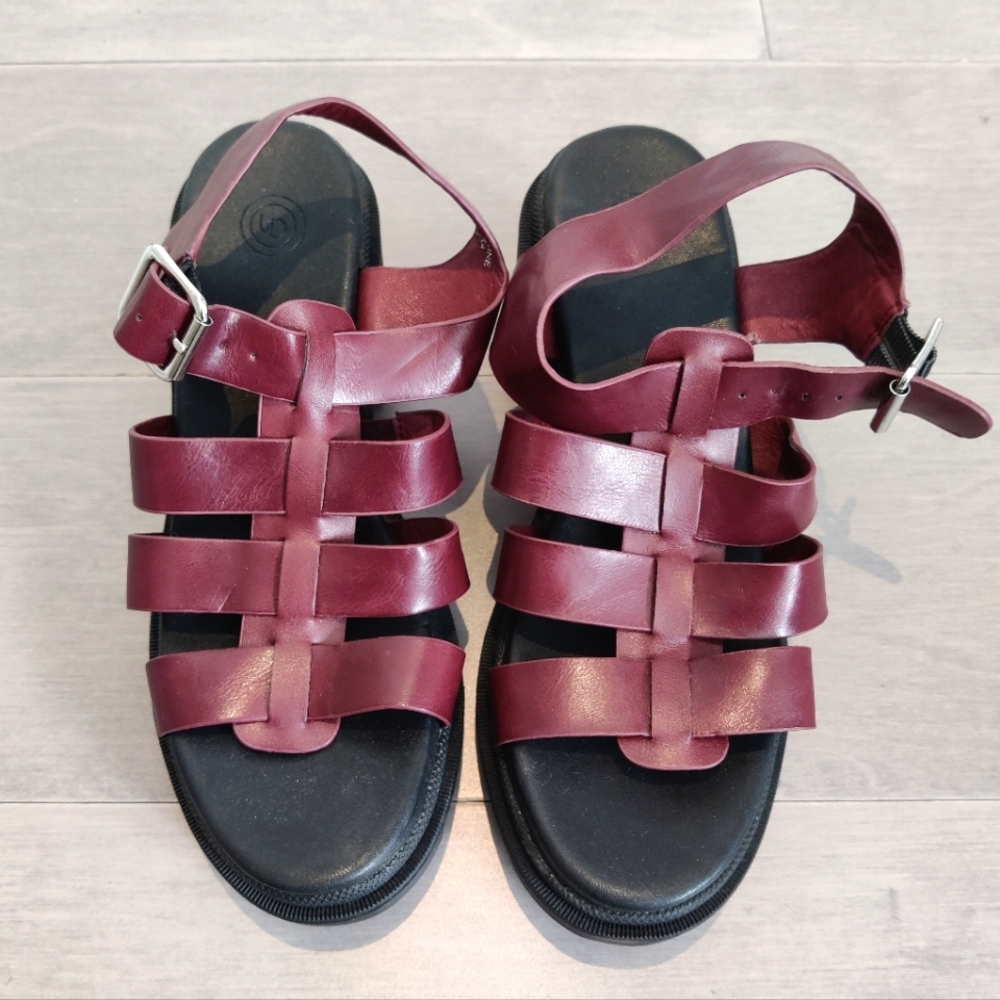 Urban Outfitters Vegan Leather Fisherman Platform Sandals